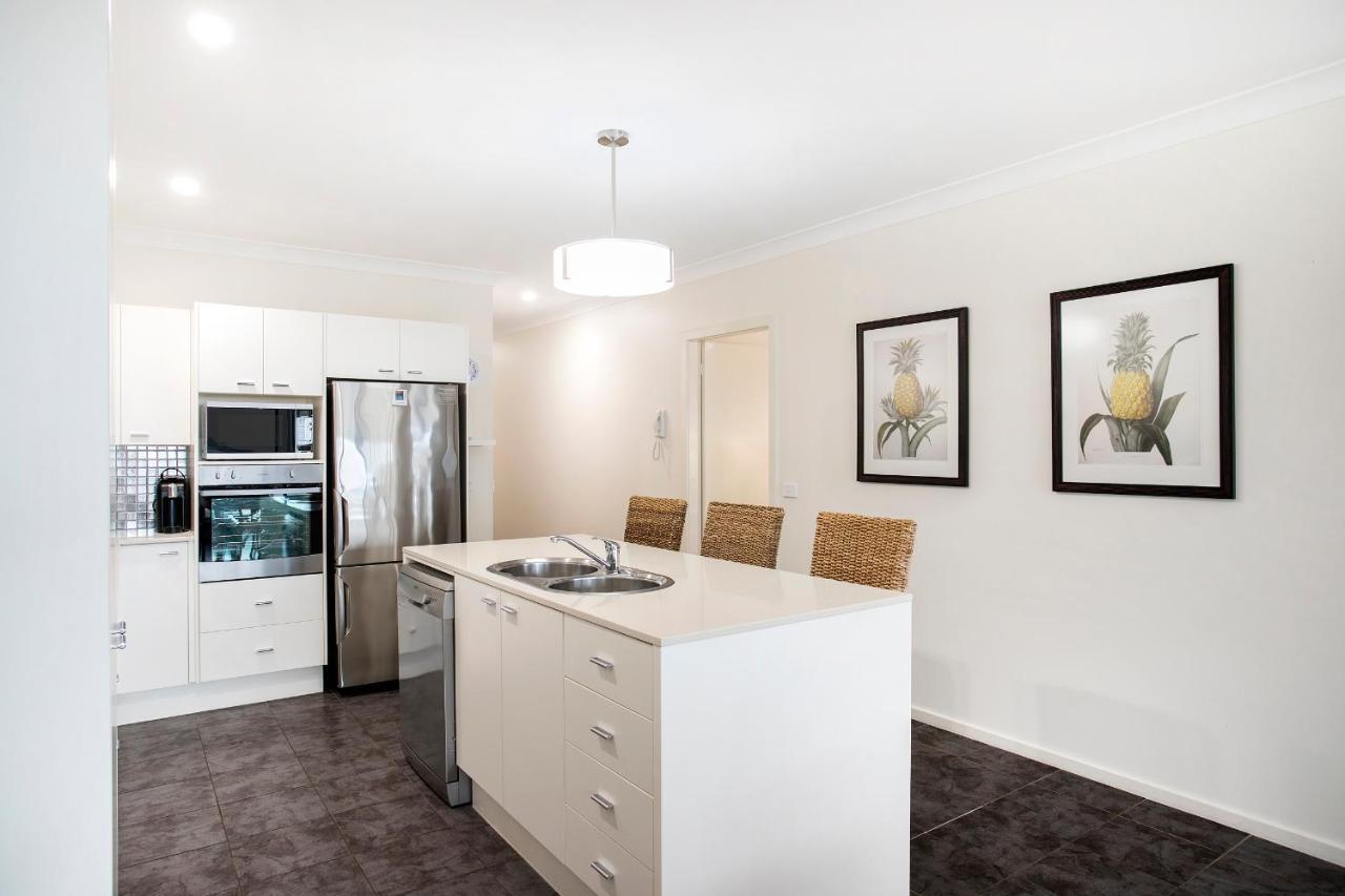 Beachfront One, Mollymook Exterior photo